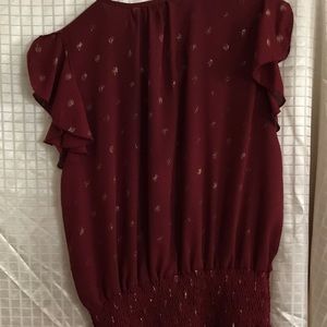 Women’s size medium top